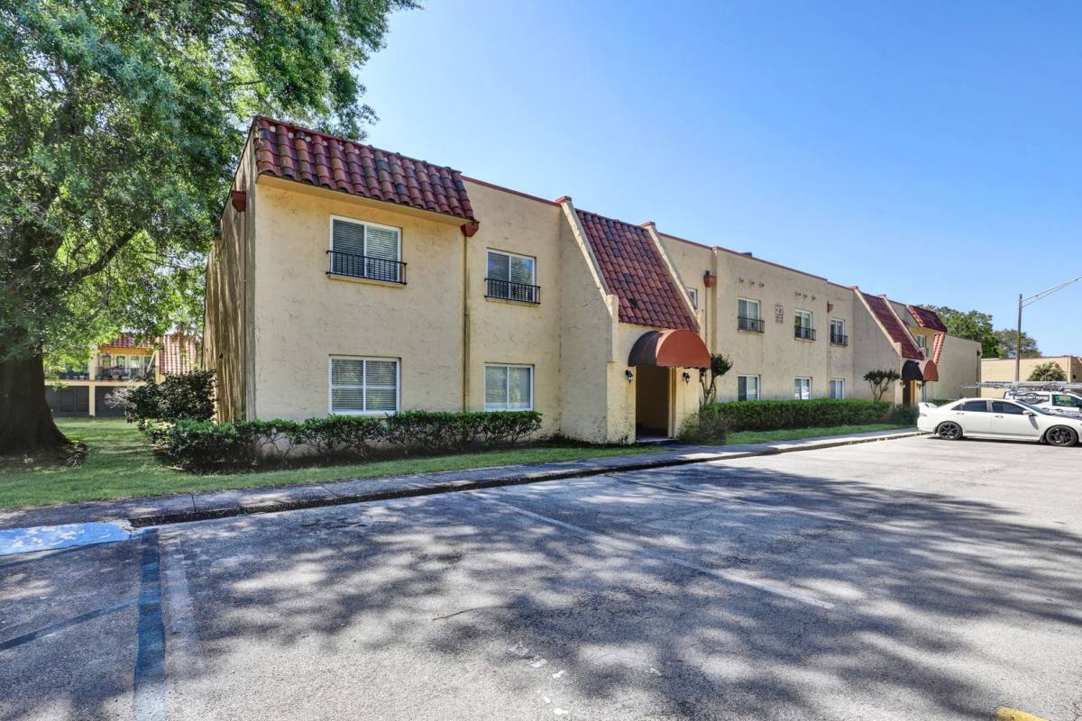 Condo for rent at 3918 La Mirada Dr N, Jacksonville, FL 32217