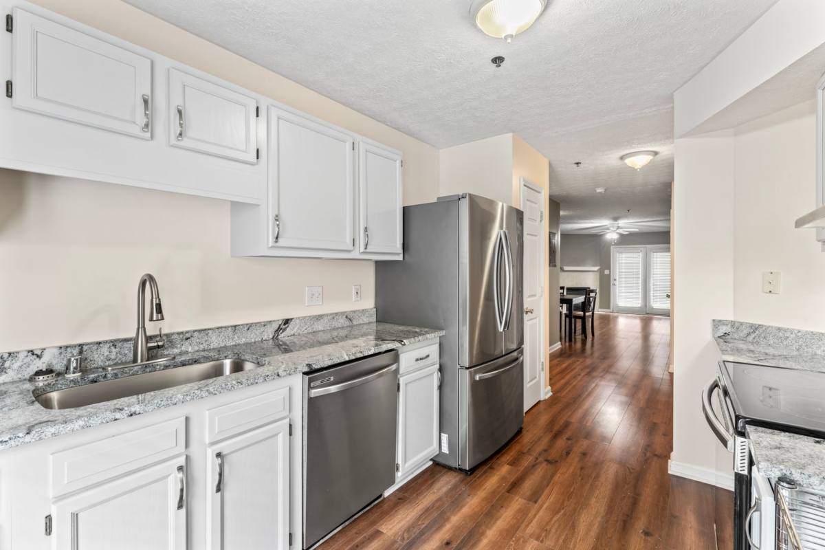 Condo for rent at 1144 Neon Way, Louisville, KY 40204