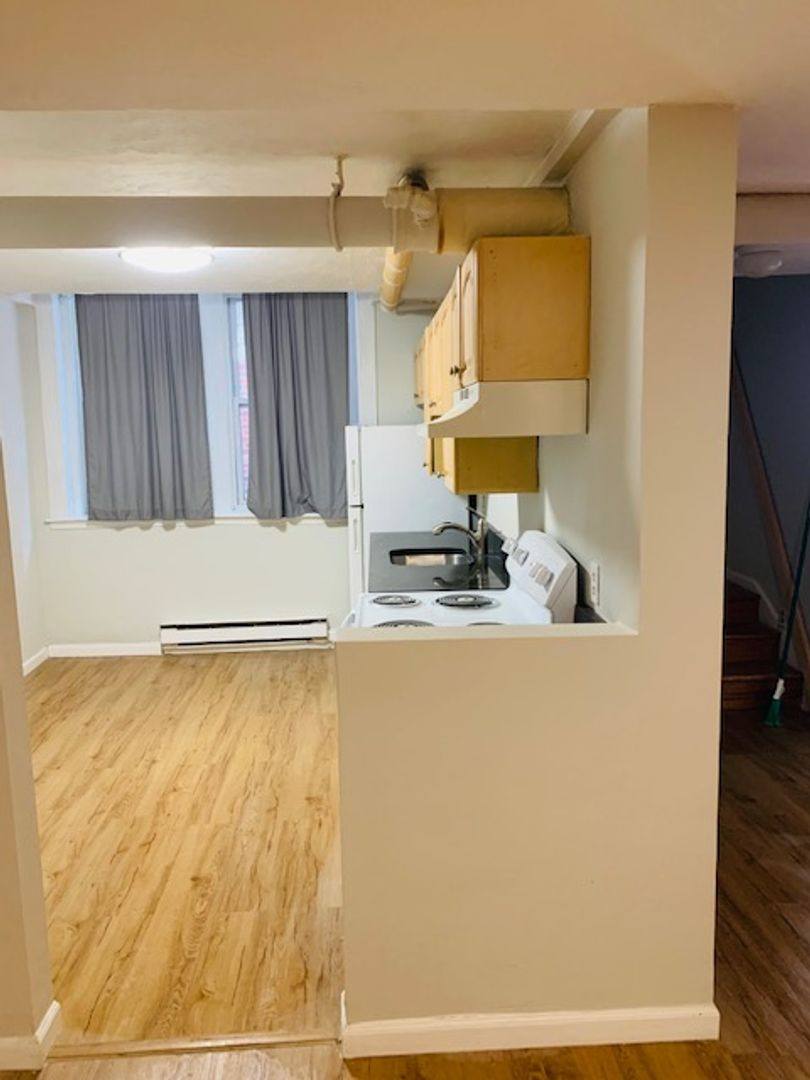 Apartment for rent at 38 Hemenway St, Boston, MA 02215