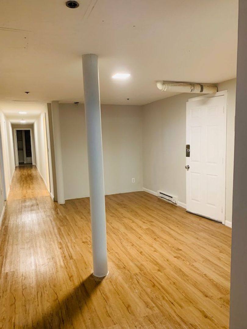 Apartment for rent at 38 Hemenway St, Boston, MA 02215