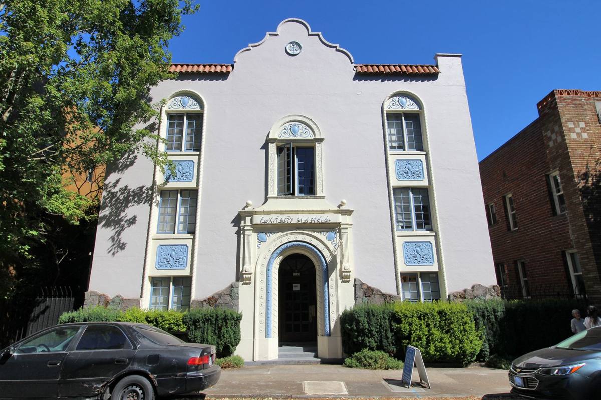 Apartment for rent at 1943 NW Irving St, Portland, OR 97209