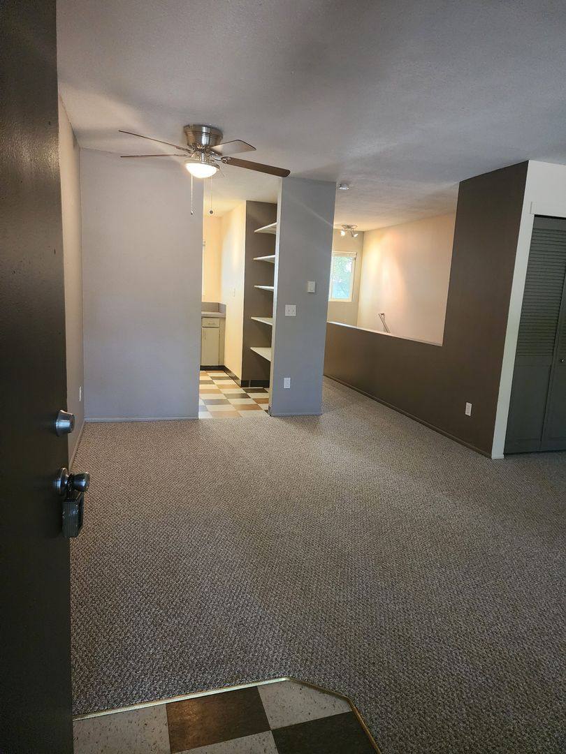 Townhouse for rent at 7124 N Alta Ave, Portland, OR 97206