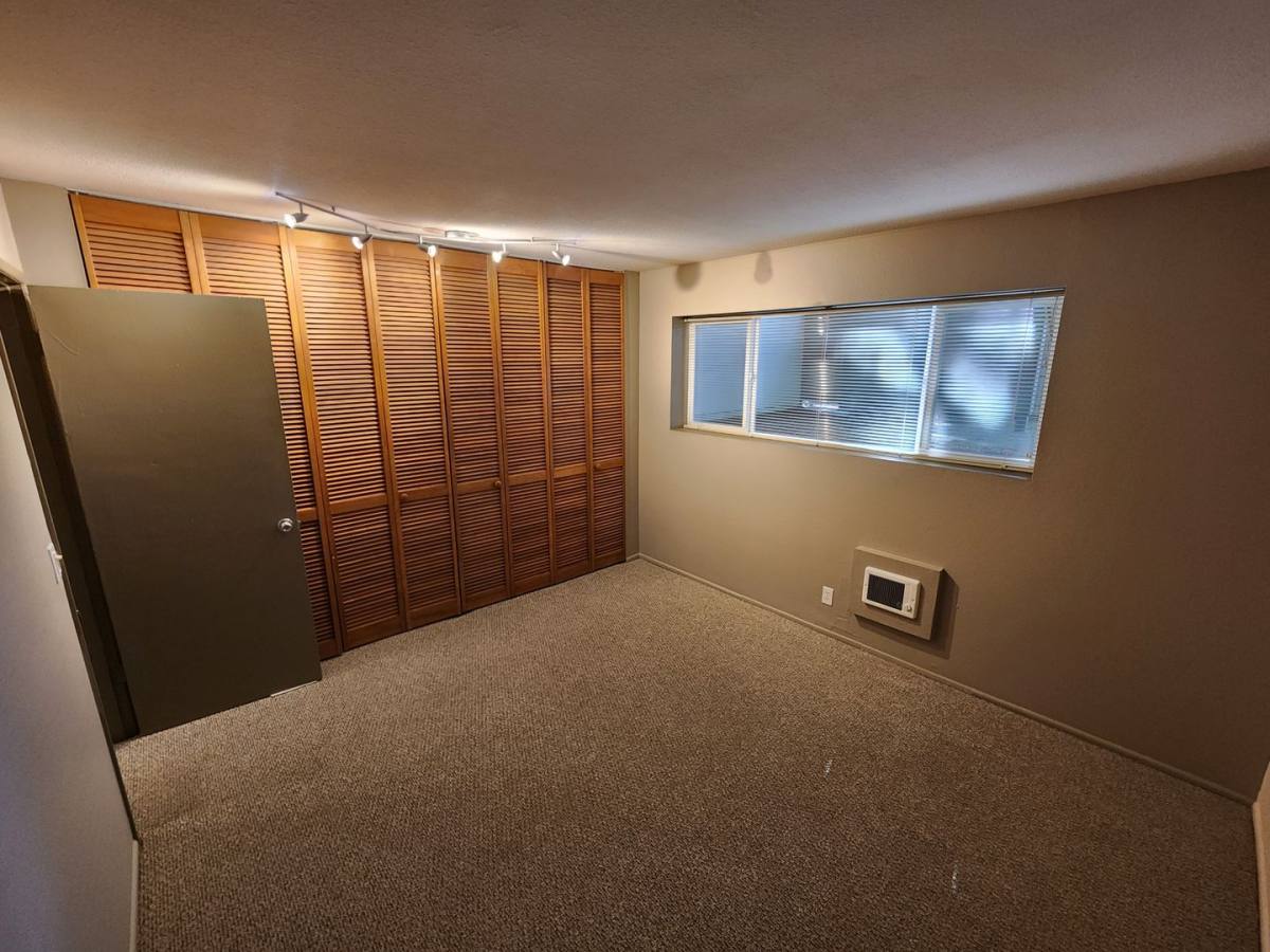 Townhouse for rent at 7124 N Alta Ave, Portland, OR 97206