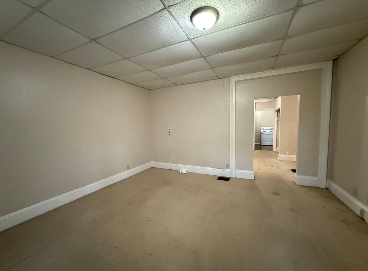 Apartment for rent at 909 N 10th St #1, Lafayette, IN 47904