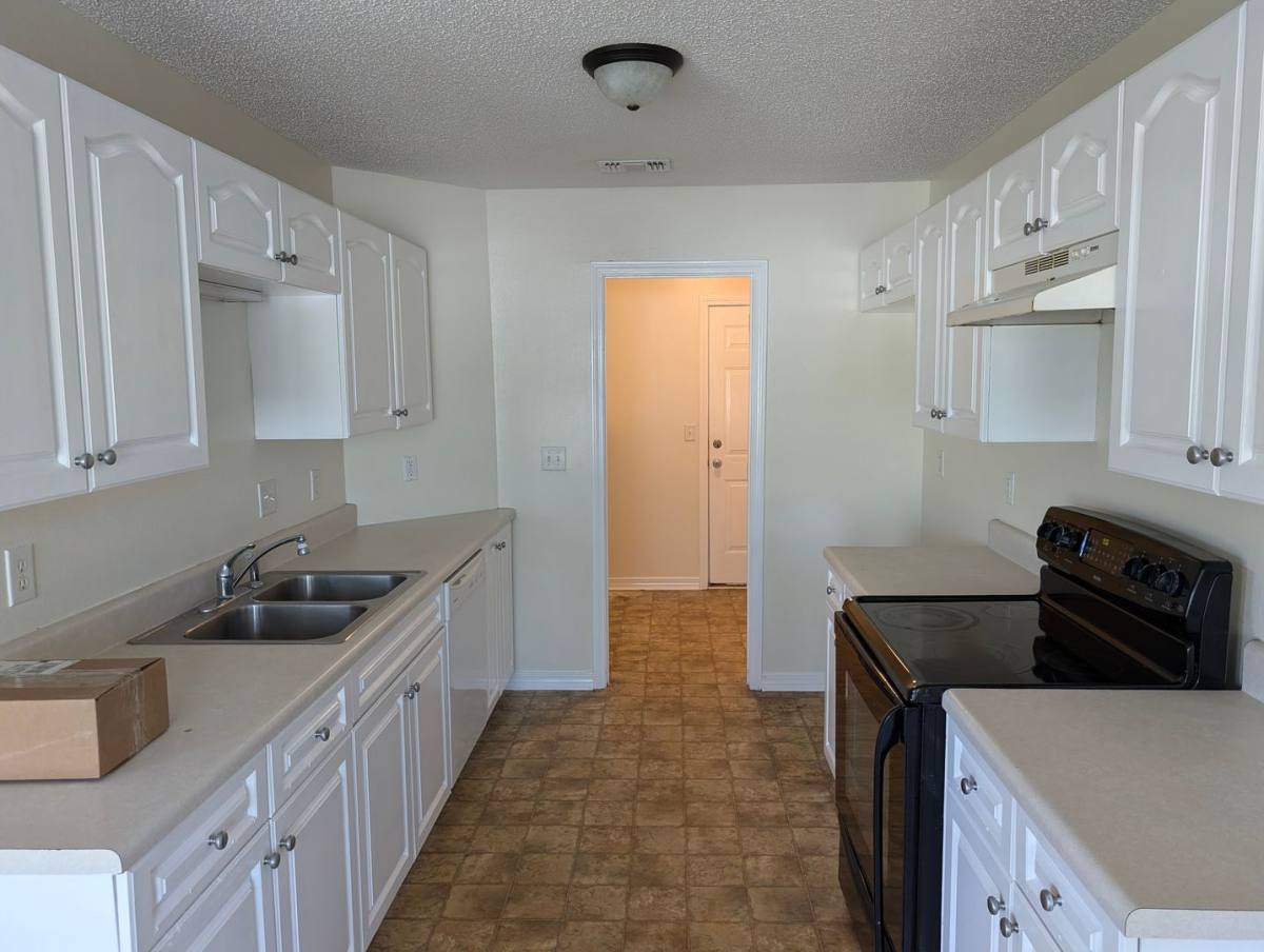 House for rent at 223 Tiffot Court, Crestview, FL 32539
