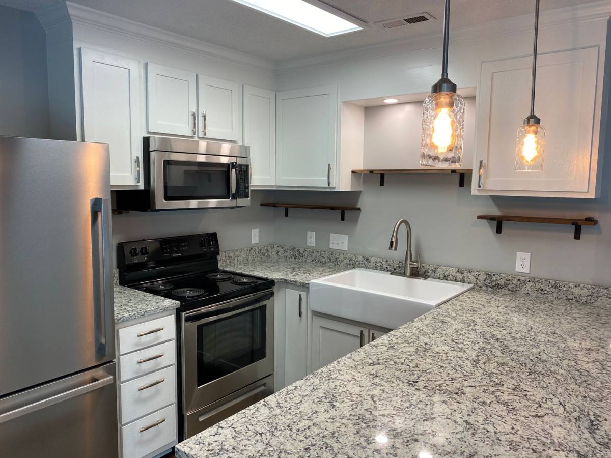 Apartment for rent at 401 Friendway Rd, Greensboro, NC 27410
