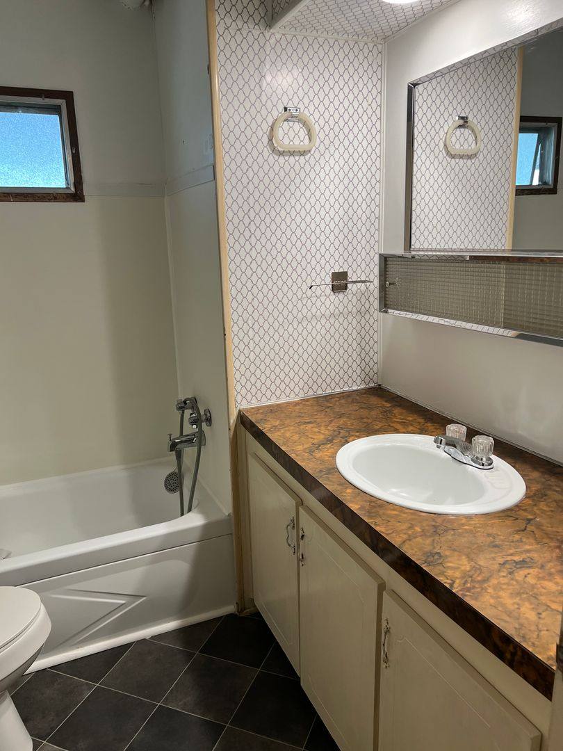 Apartment for rent at 210-212 1 2 Woodson St, Amity, OR 97101