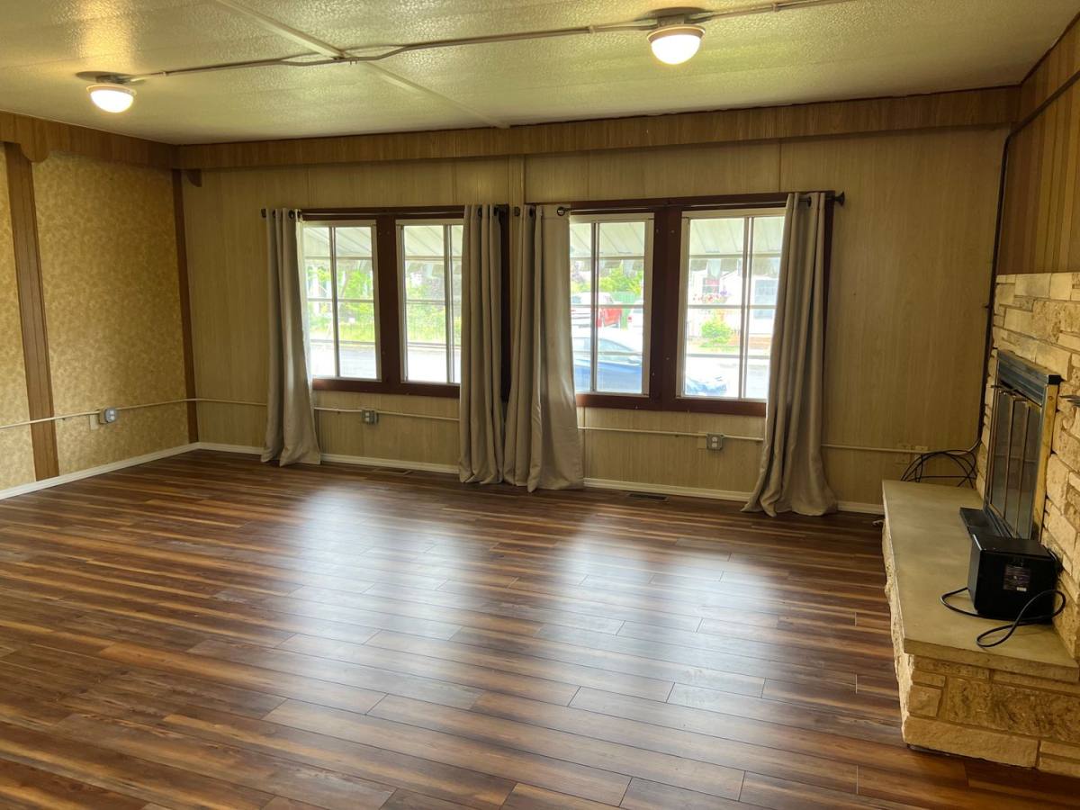 Apartment for rent at 210-212 1 2 Woodson St, Amity, OR 97101