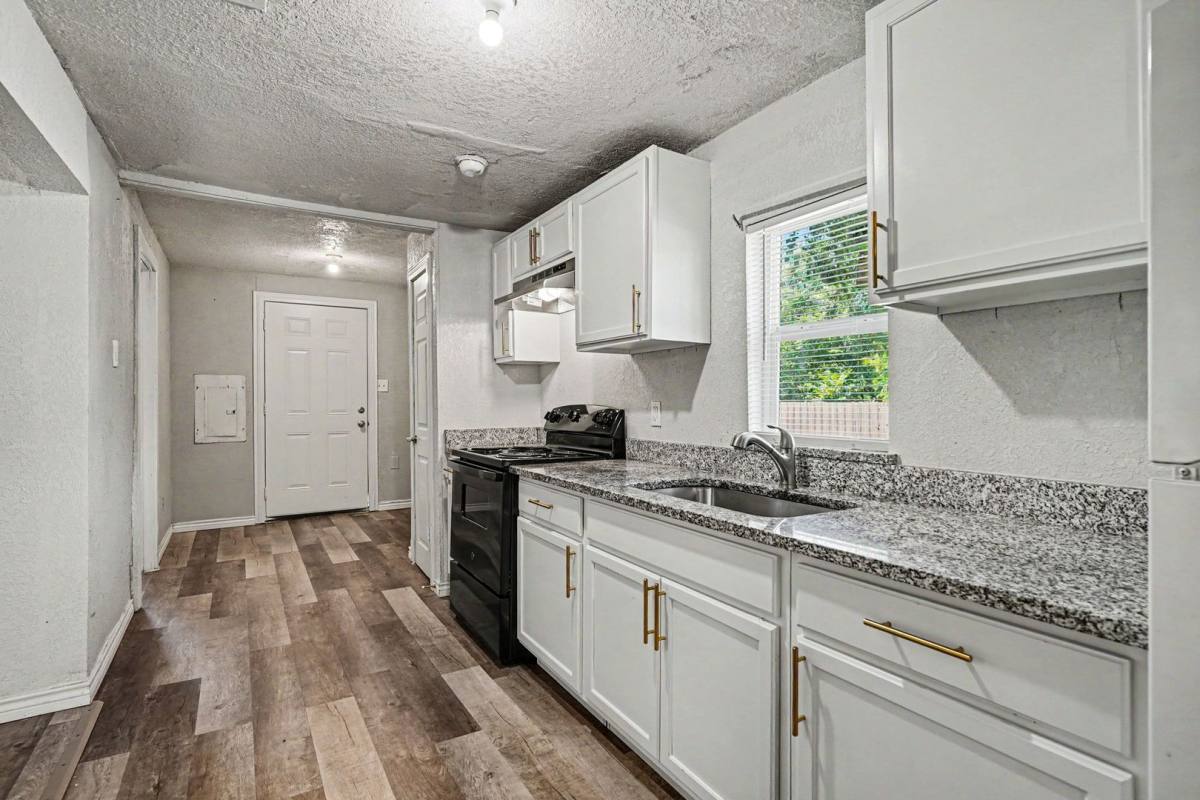 House for rent at 1321 34th St, Wichita Falls, TX 76302