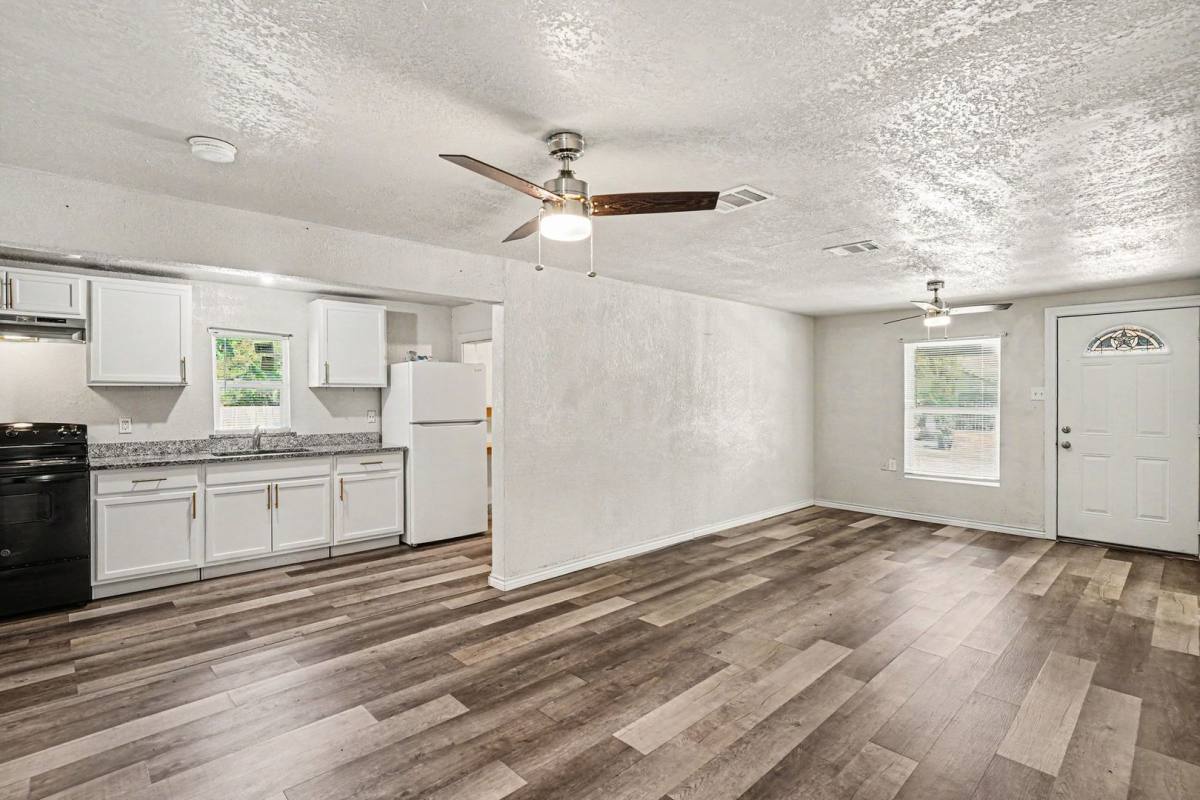 House for rent at 1321 34th St, Wichita Falls, TX 76302
