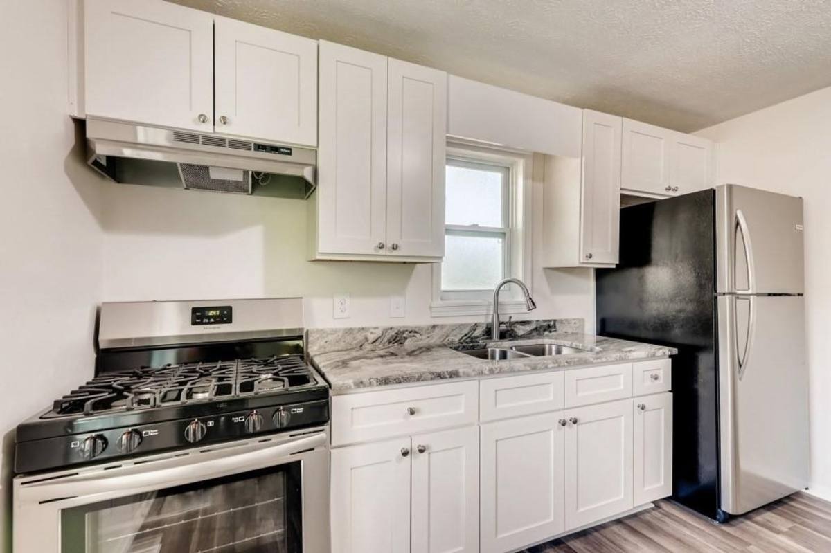 Apartment for rent at 266 Hurt Dr, Smyrna, GA 30082