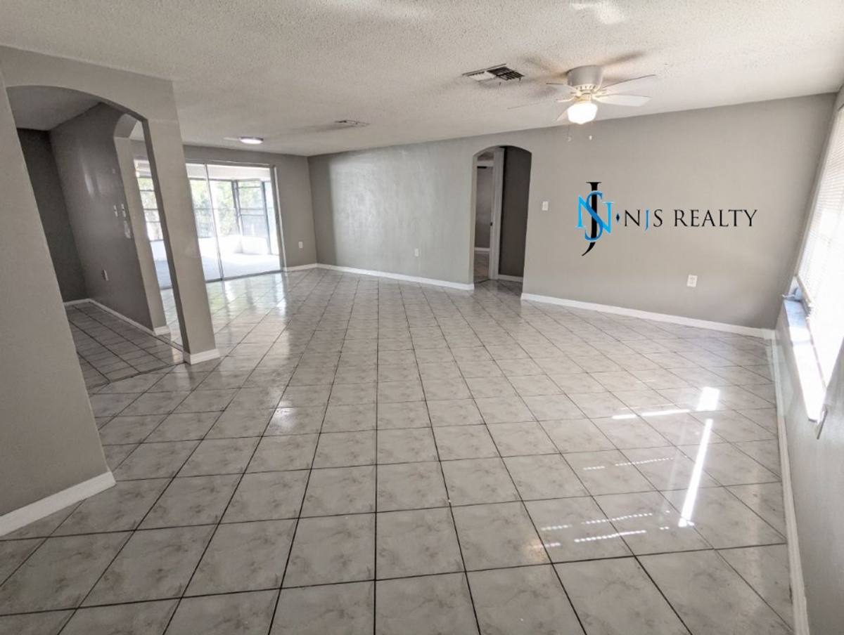 Apartment for rent at 7501 San Moritz Dr, Port Richey, FL 34668