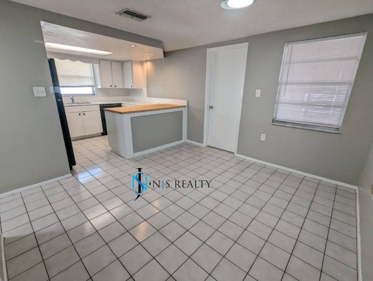 Apartment for rent at 7501 San Moritz Dr, Port Richey, FL 34668
