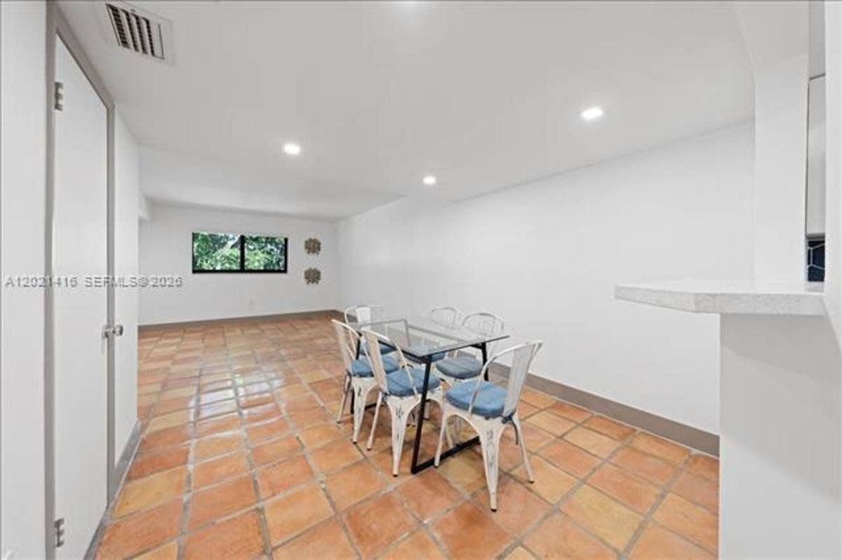 Townhouse for rent at 5750 Turin St, Miami, FL 33146