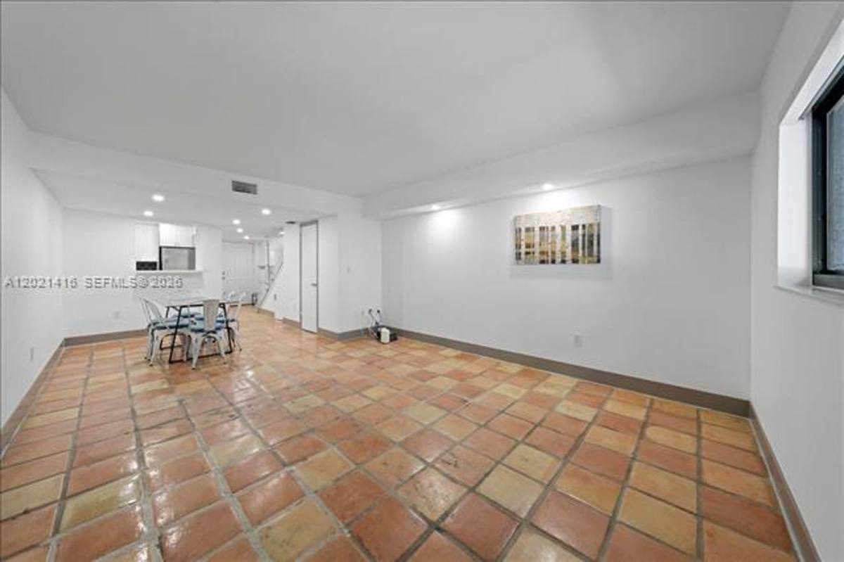 Townhouse for rent at 5750 Turin St, Miami, FL 33146