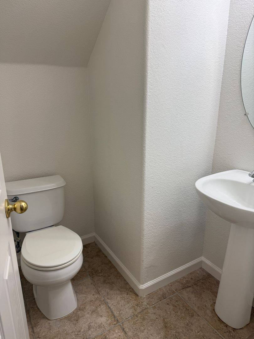 Condo for rent at 1402 Ferry Circle, Folsom, CA 95630