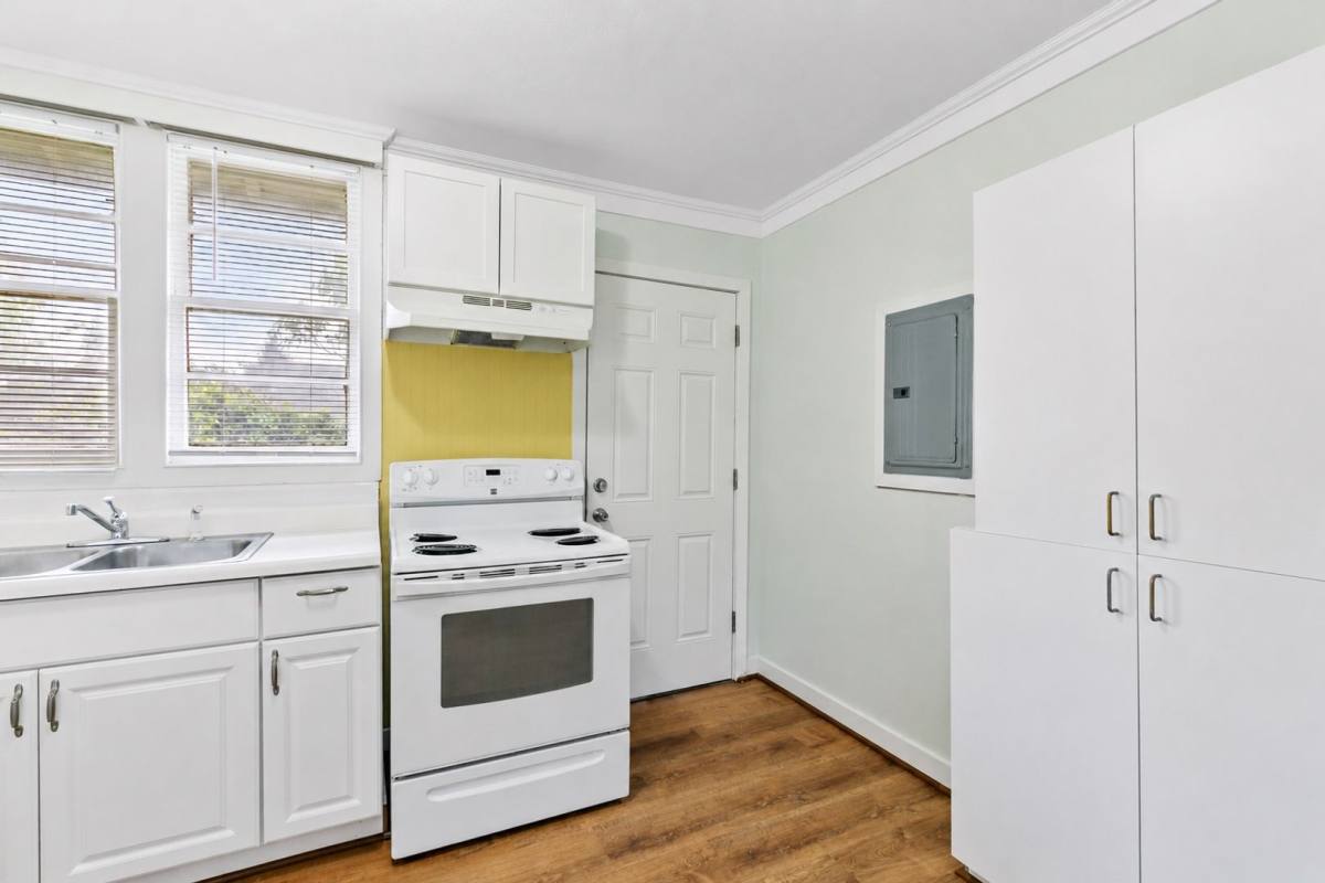 Apartment for rent at 7959 SE 64th Ave, Portland, OR 97206