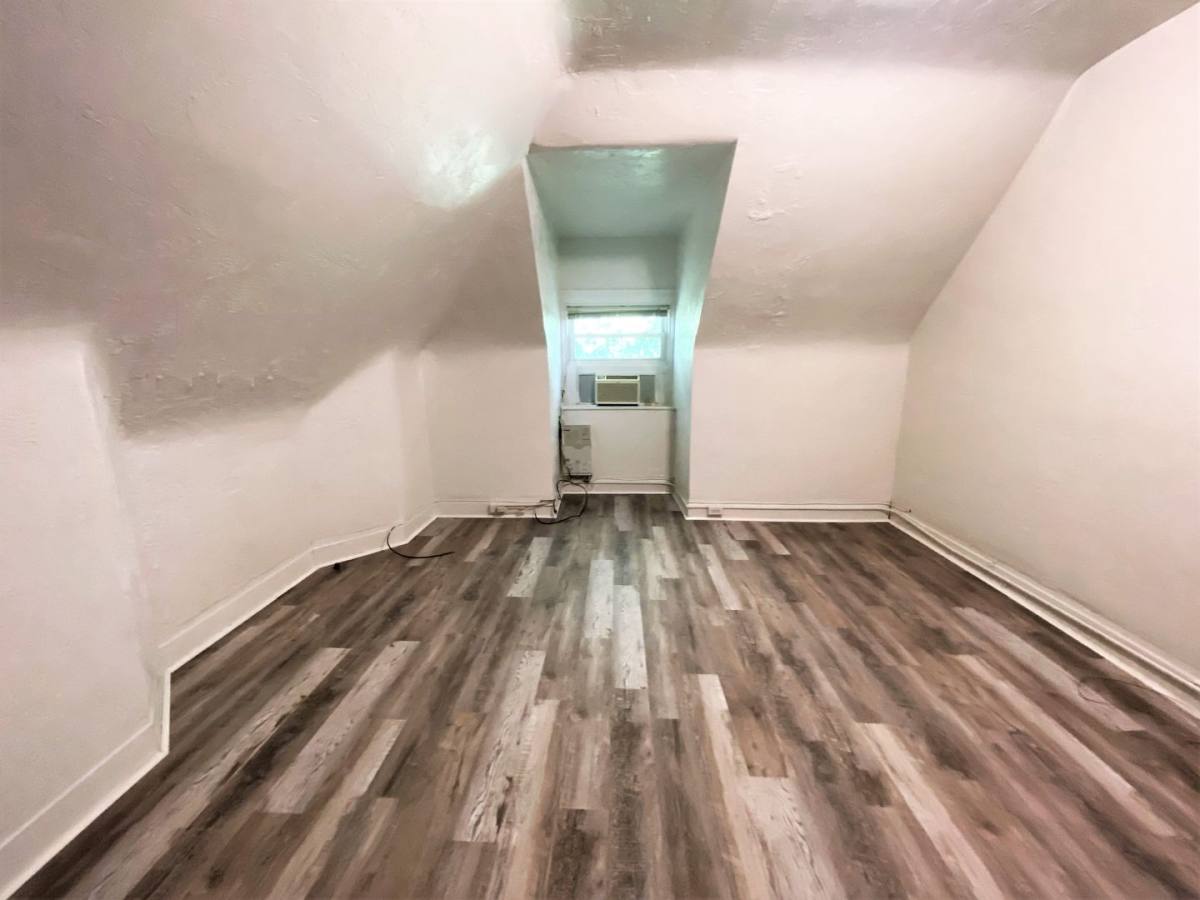Townhouse for rent at 438 S Graham St, Pittsburgh, PA 15232