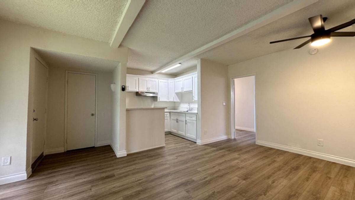 Apartment for rent at 20251 Sherman Way, Winnetka, CA 91306
