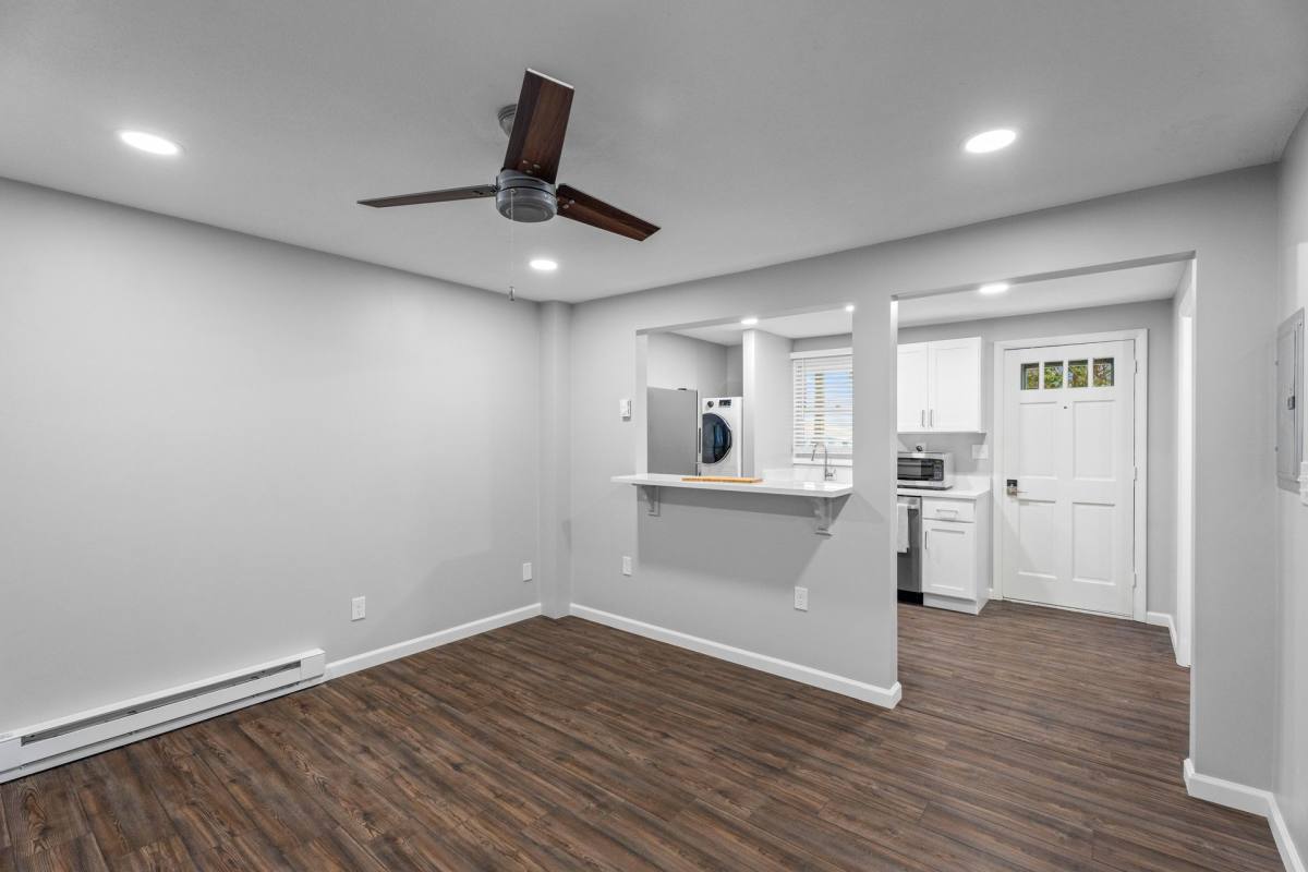 Apartment for rent at 360 Thames St, Groton, CT 06340