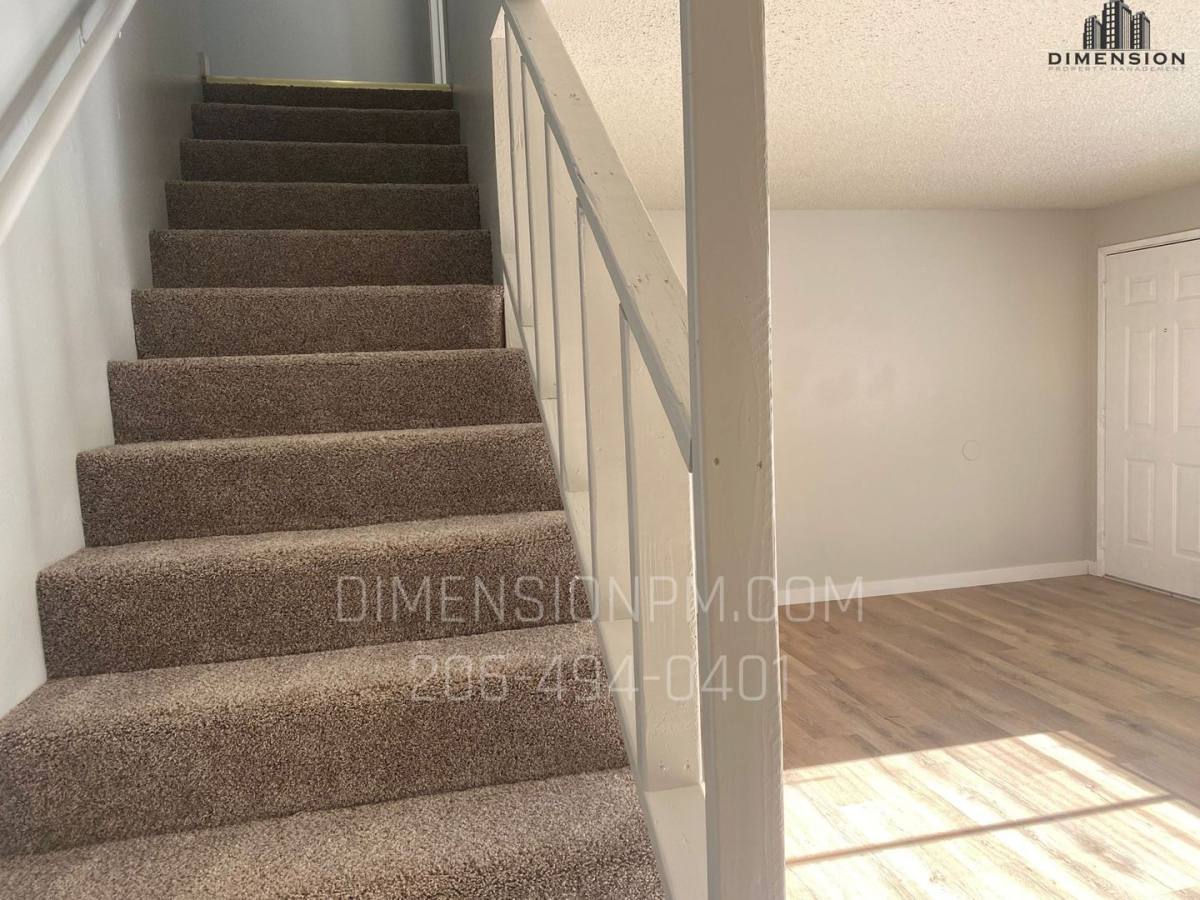 Townhouse for rent at 413 Pattison St NE, Olympia, WA 98506