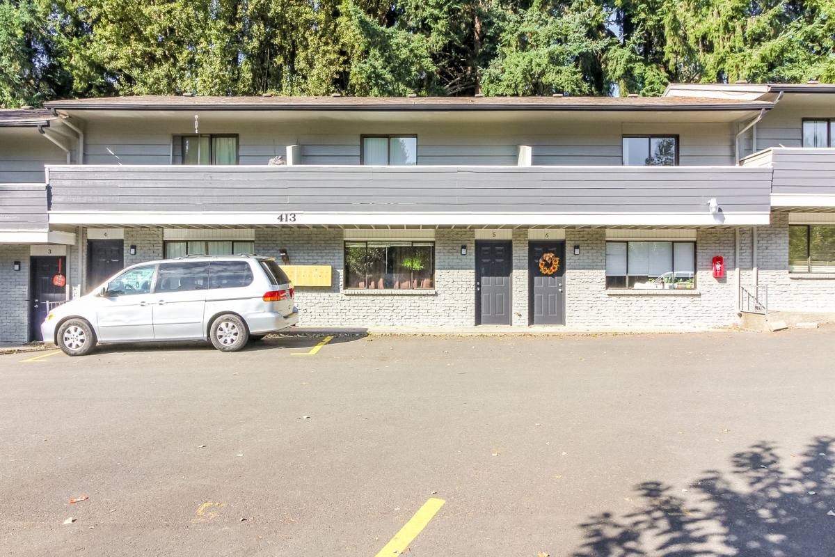 Townhouse for rent at 413 Pattison St NE, Olympia, WA 98506