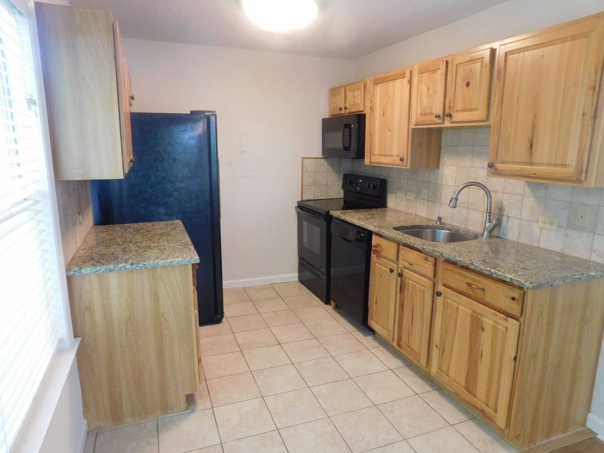 Apartment for rent at 20 Old S Court, Bluffton, SC 29910