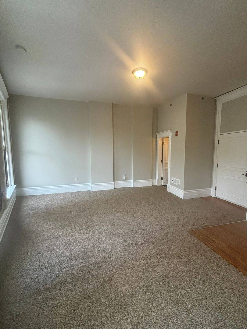 Apartment for rent at 753-755 St Helens, Tacoma, WA 98402