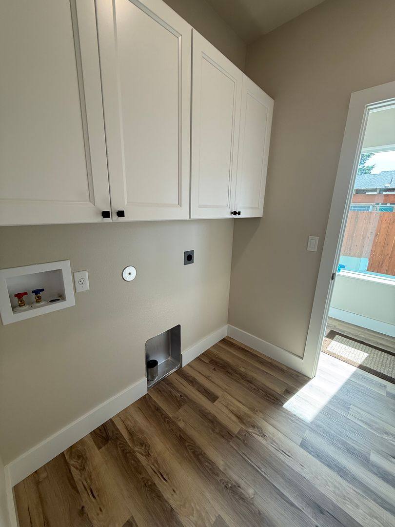 Apartment for rent at 1989 Fir St, North Bend, OR 97459