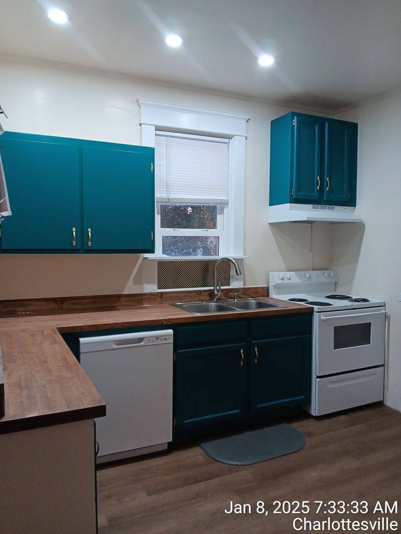 House for rent at 463 14th St, Charlottesville, VA 22903