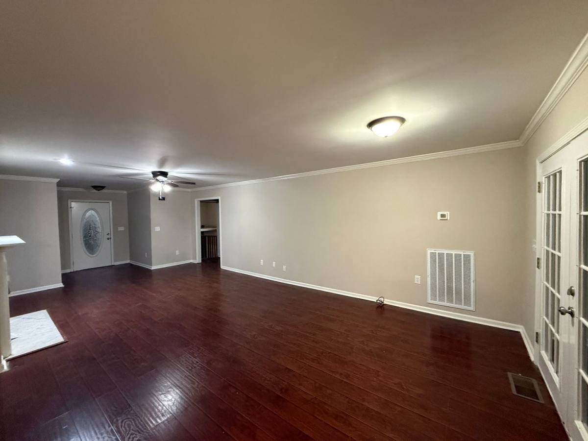 House for rent at 115 Cooper Ave, Trussville, AL 35173