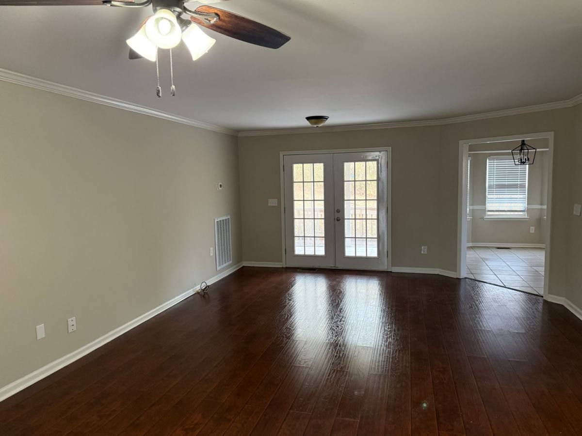 House for rent at 115 Cooper Ave, Trussville, AL 35173