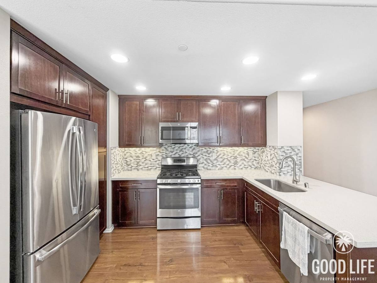 Townhouse for rent at 8939 Promenade N Place, San Diego, CA 92123