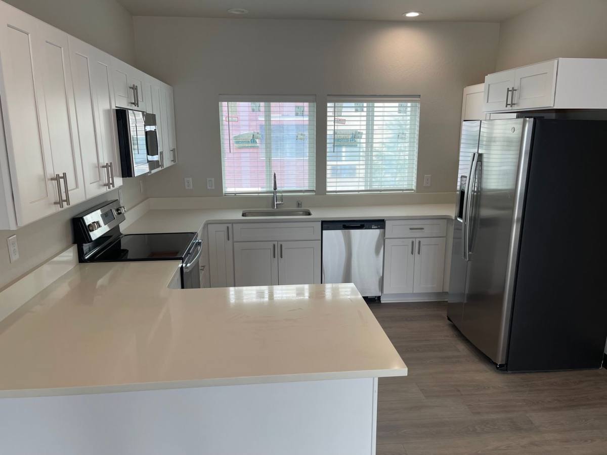 Townhouse for rent at 21 E H St #BLDG A, Deer Park, WA 99006