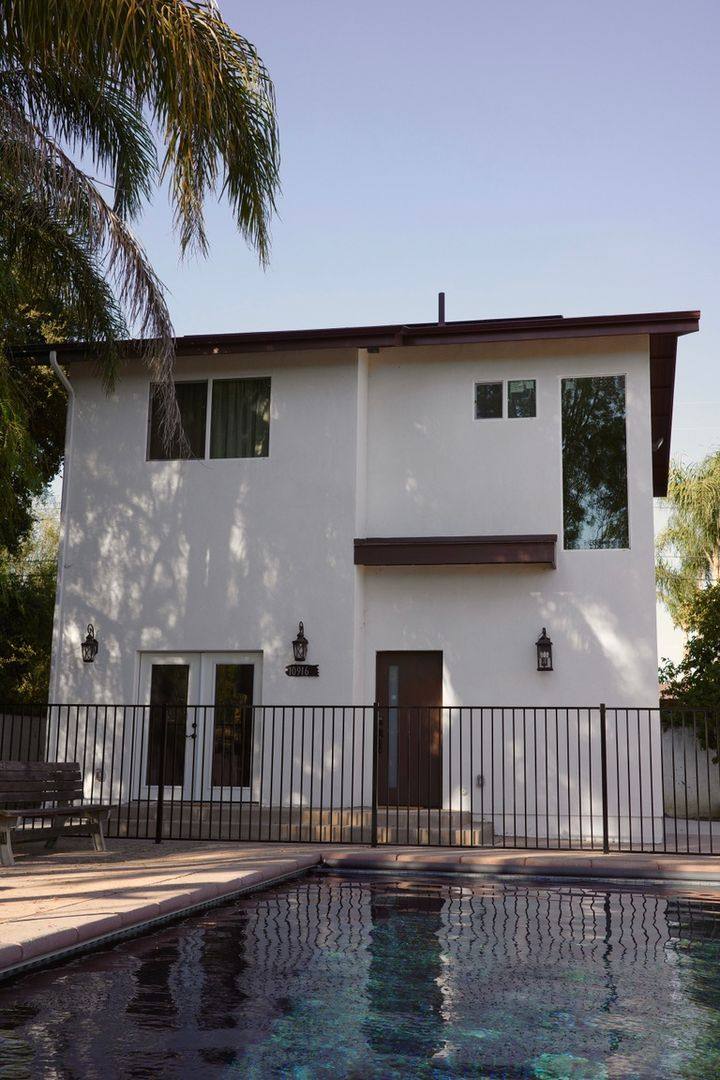 House for rent at 10916 Arleta Ave, Mission Hills, CA 91345