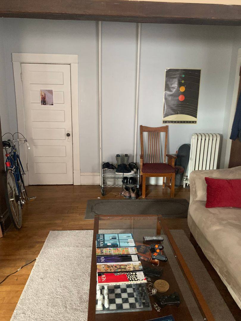 Apartment for rent at 816-818 University Ave SE, Minneapolis, MN 55414