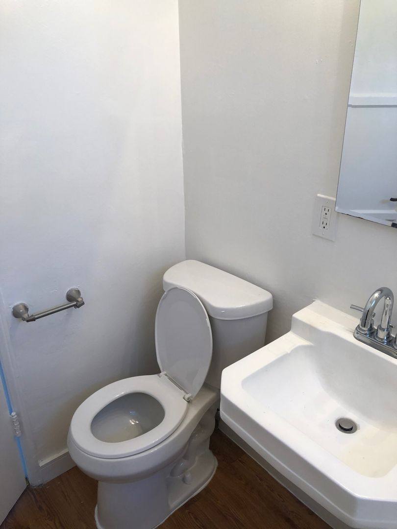 Apartment for rent at 1710-1720 1 2 S Beverly Glen, Los Angeles, CA 90024