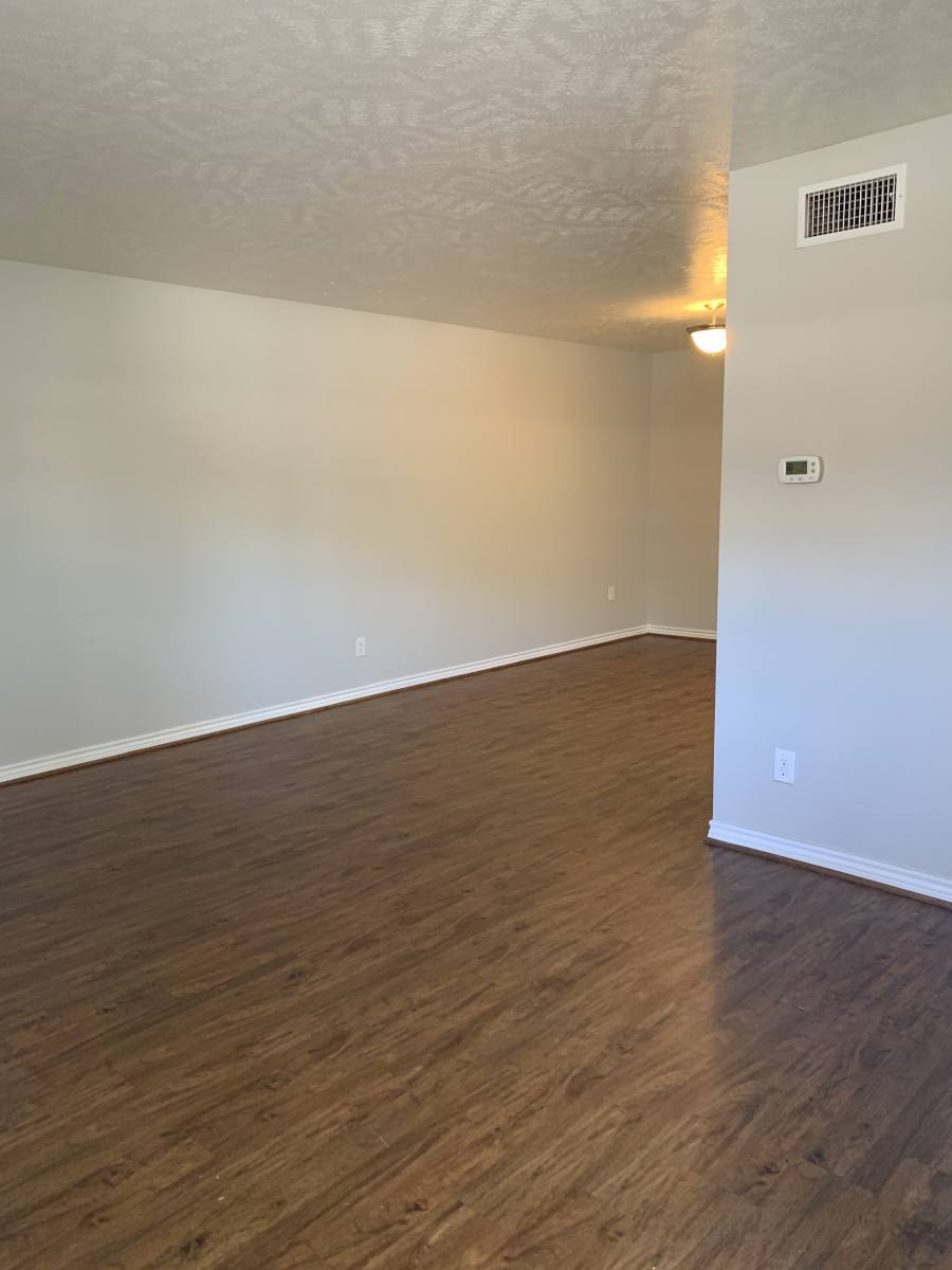 Apartment for rent at 2719 Ave H, Nederland, TX 77627