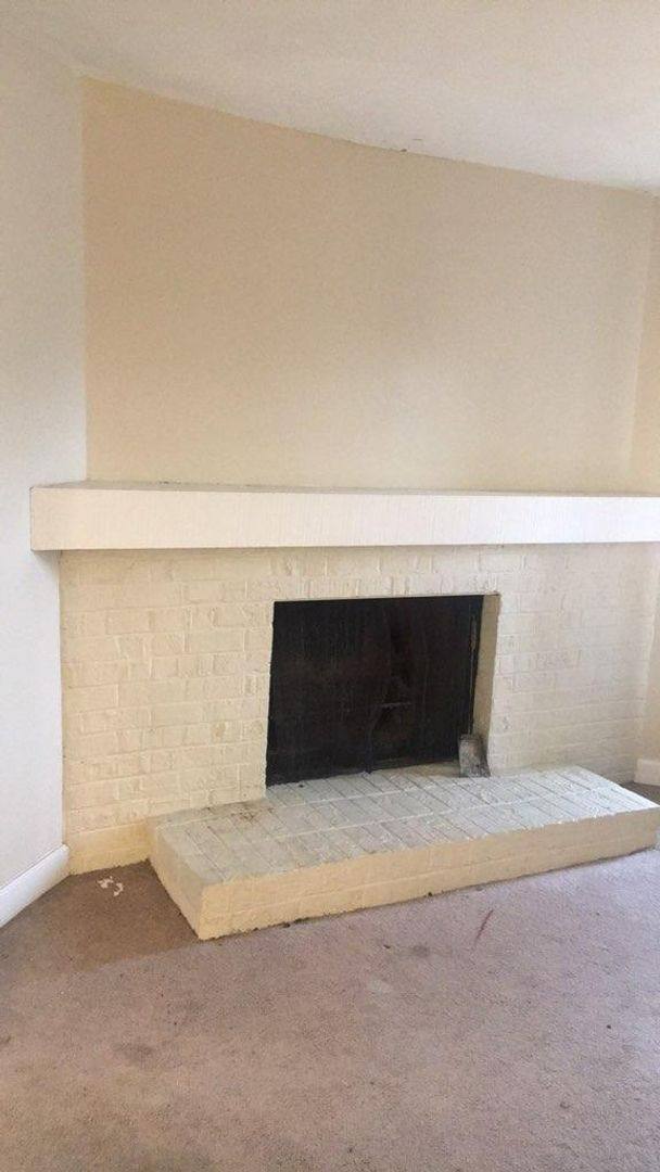 Apartment for rent at 1124 Menlo Dr, Columbia, SC 29210
