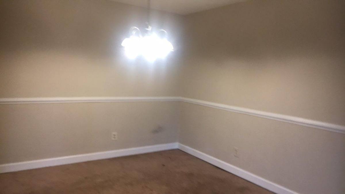 Apartment for rent at 1124 Menlo Dr, Columbia, SC 29210