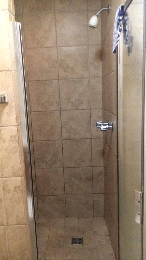 Apartment for rent at 1124 Menlo Dr, Columbia, SC 29210