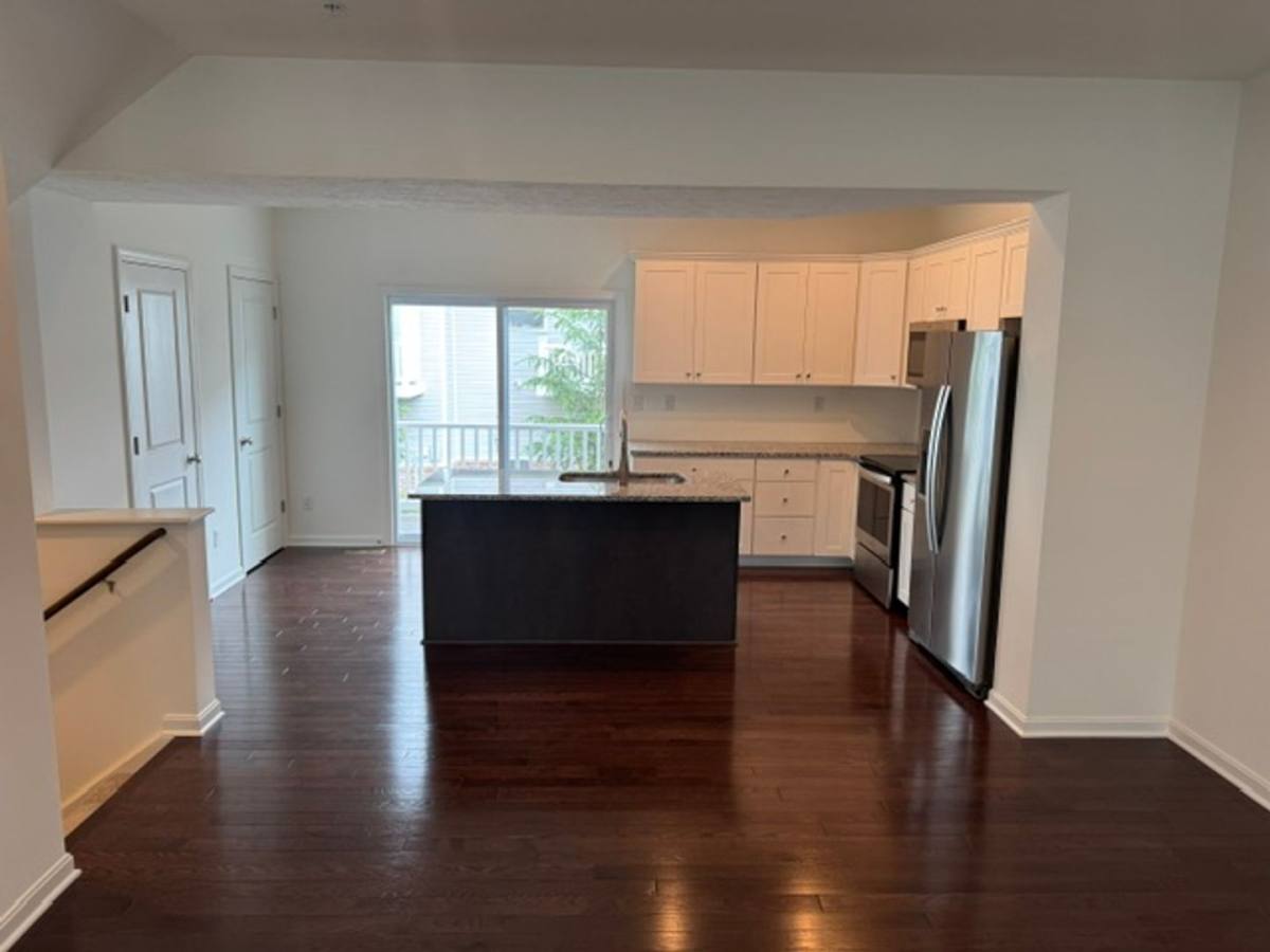 Townhouse for rent at 221 Faulk Dr, Warrendale, PA 15086