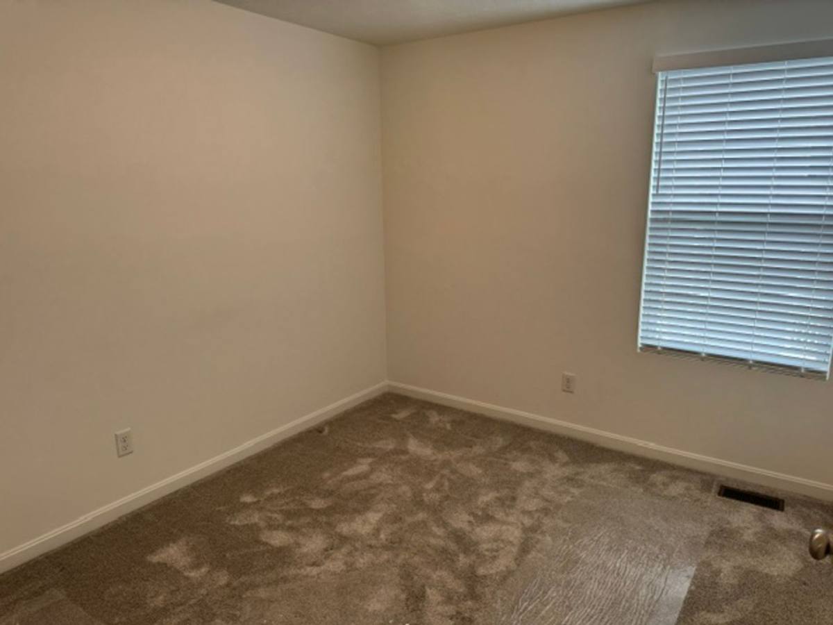 Townhouse for rent at 221 Faulk Dr, Warrendale, PA 15086