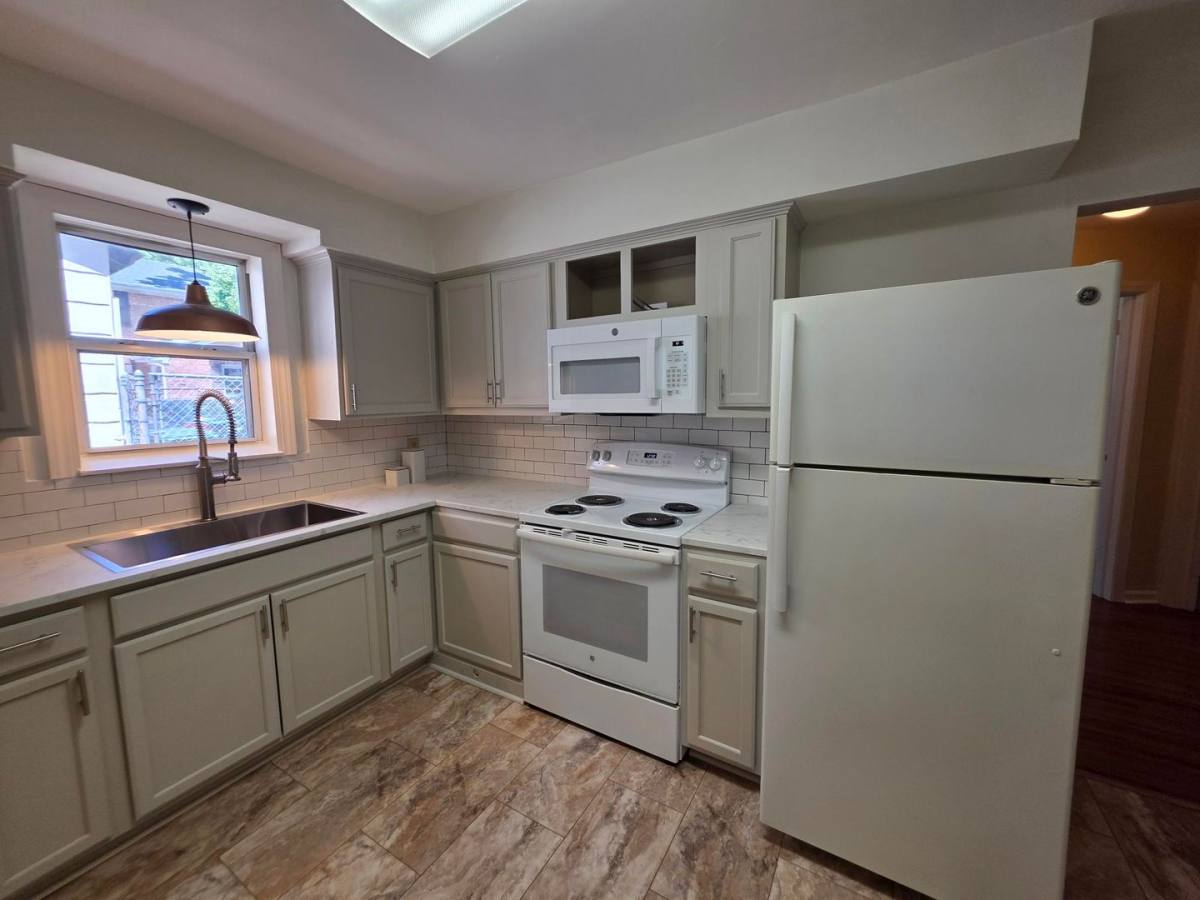 Apartment for rent at 122 D View Ave, Norfolk, VA 23503