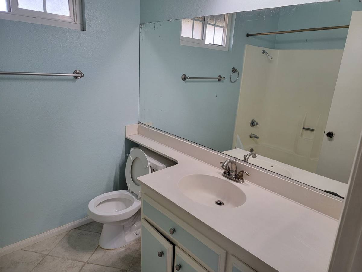House for rent at 794 Mason St, Rialto, CA 92376