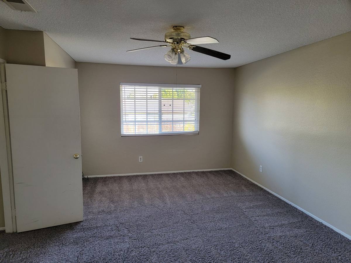 House for rent at 794 Mason St, Rialto, CA 92376
