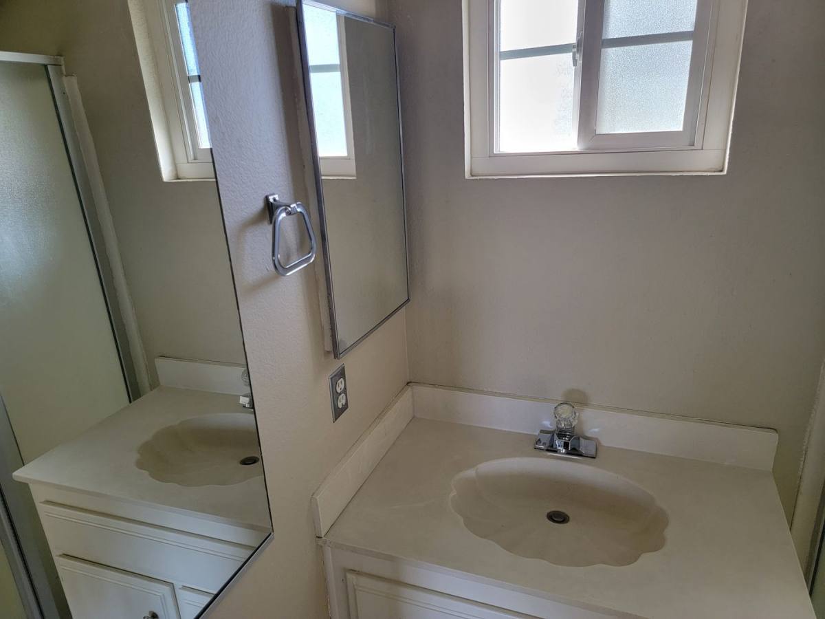 House for rent at 794 Mason St, Rialto, CA 92376
