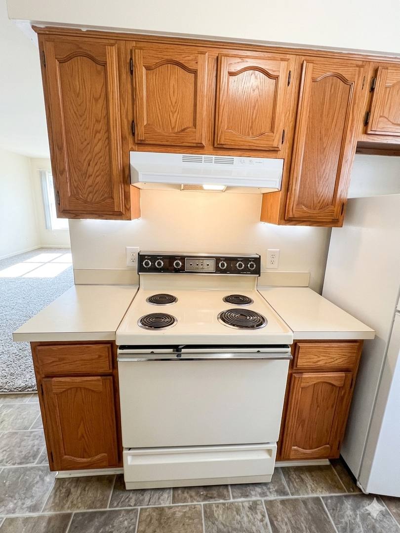 Apartment for rent at 18600 E 14 Mile Rd, Fraser, MI 48026
