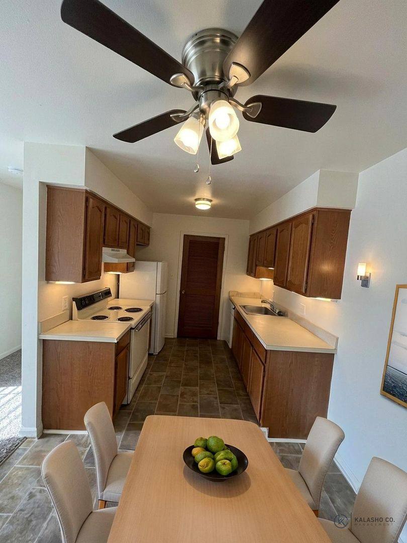 Apartment for rent at 18600 E 14 Mile Rd, Fraser, MI 48026