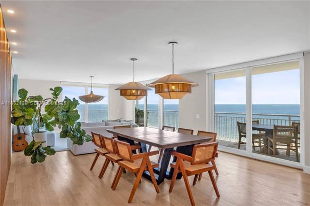 Condo for rent at 615 Ocean Dr, Key Biscayne, FL 33149